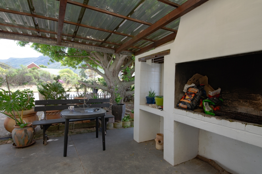 5 Bedroom Property for Sale in Heuningkloof Western Cape